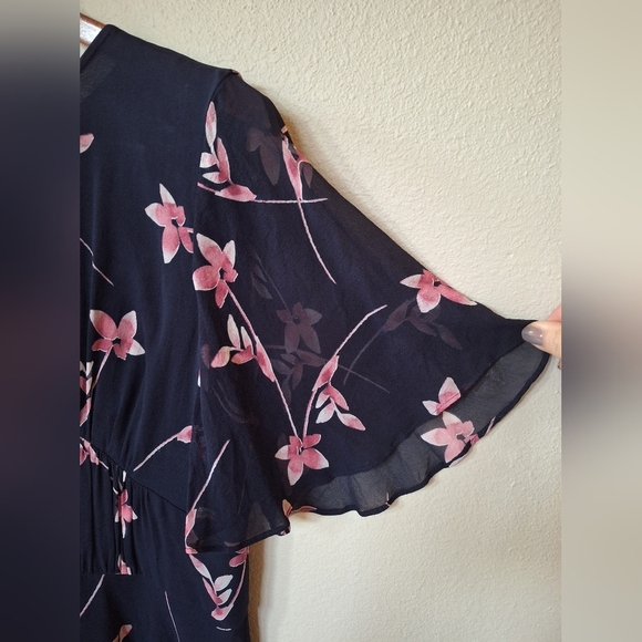 Shoshanna Womens 100% Silk Navy/Pink Floral Flutter Sleeve Dress Size 8 - Picture 4 of 10